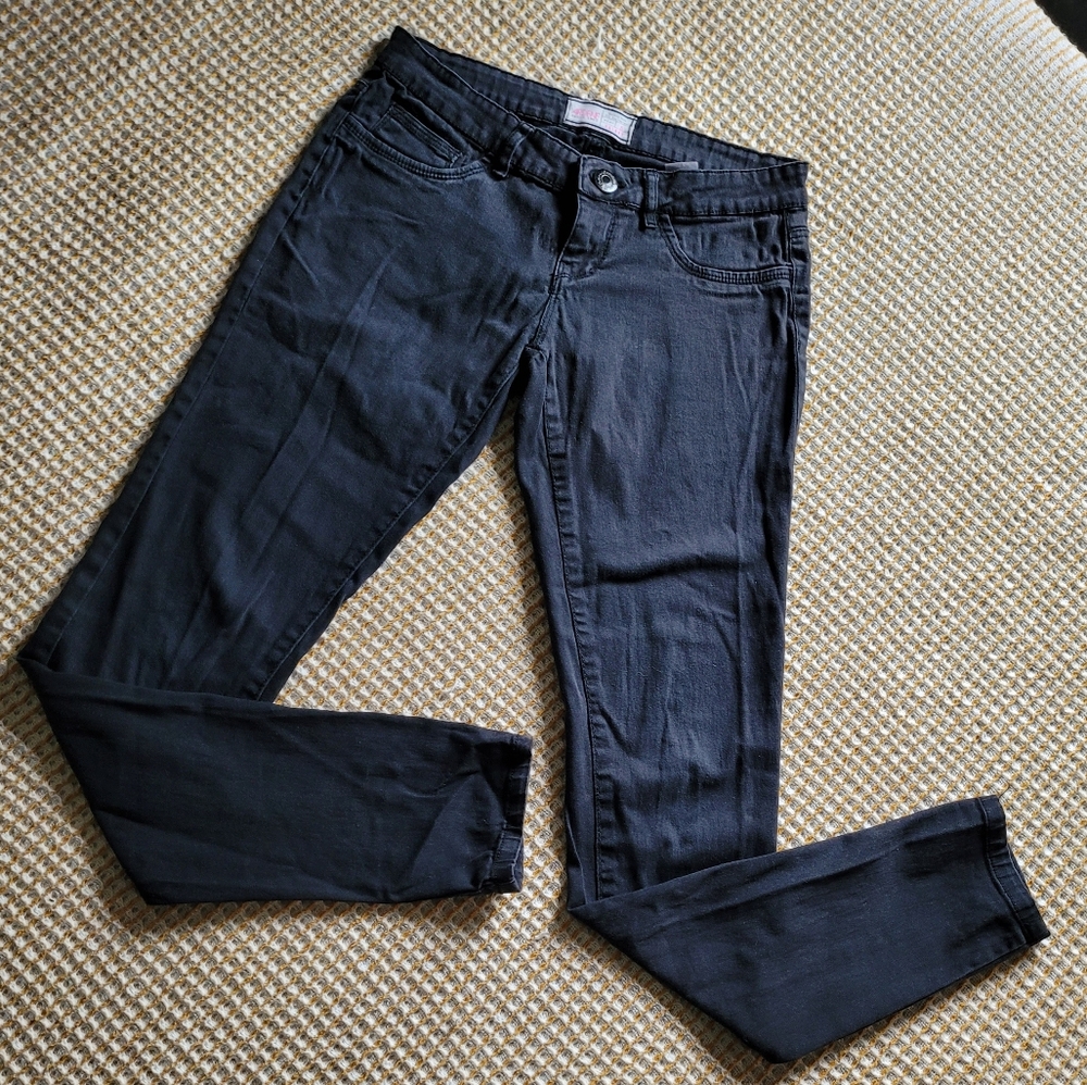 ⭐️Ardene Skinny Jeans⭐️
